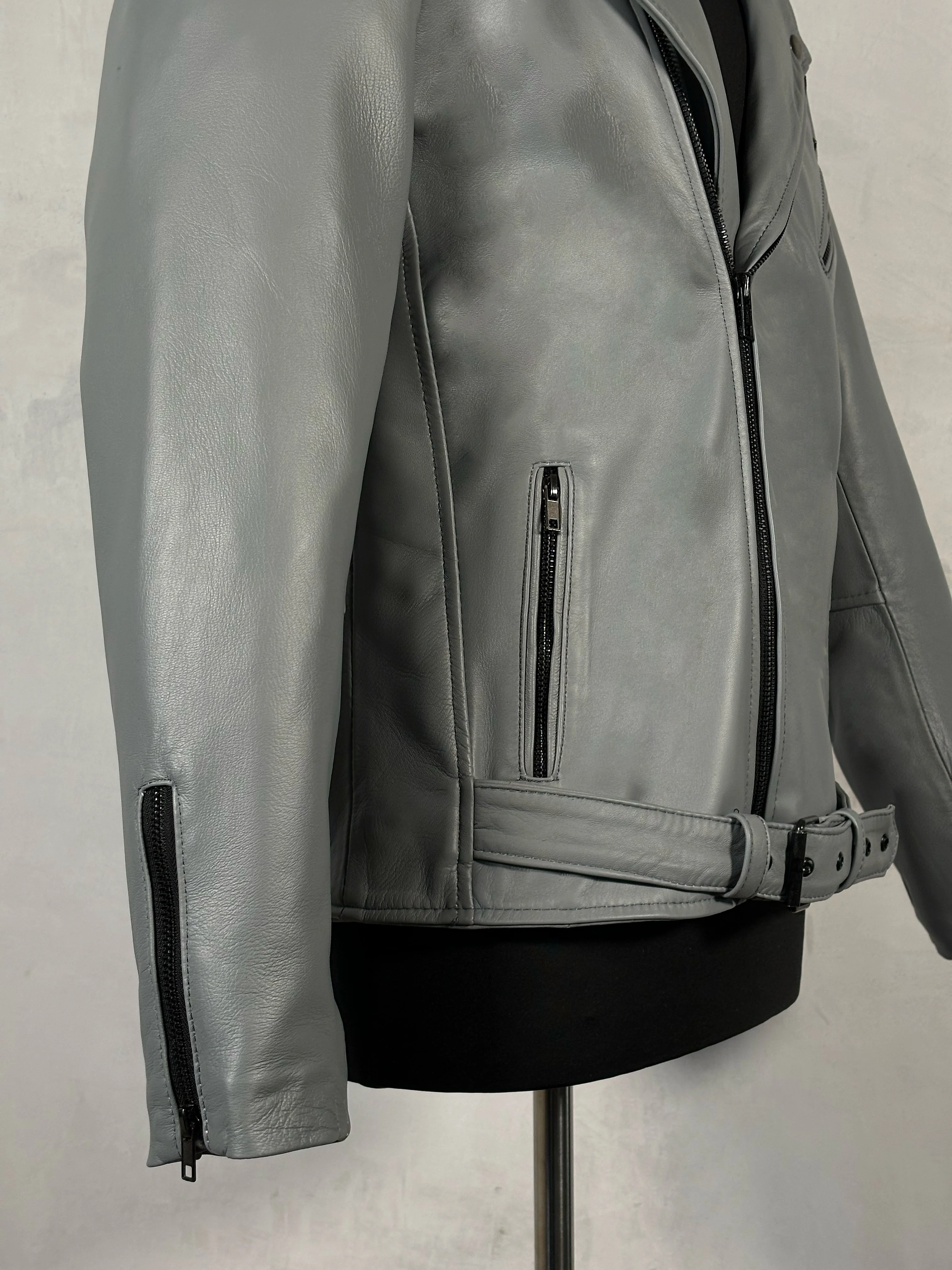 Biker 1 gris claro - Image 6
