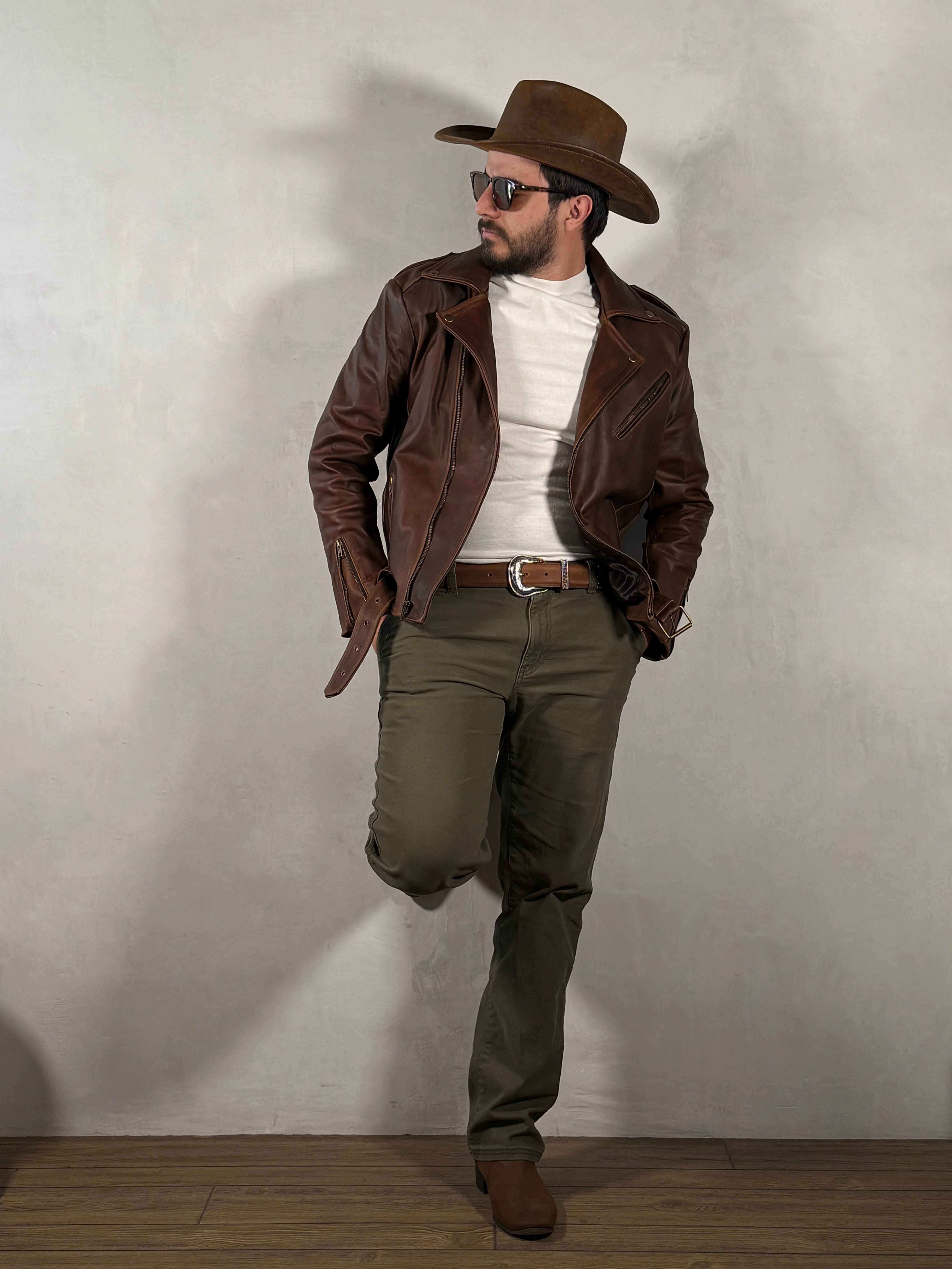Biker no.1 cuero tabaco - Image 8
