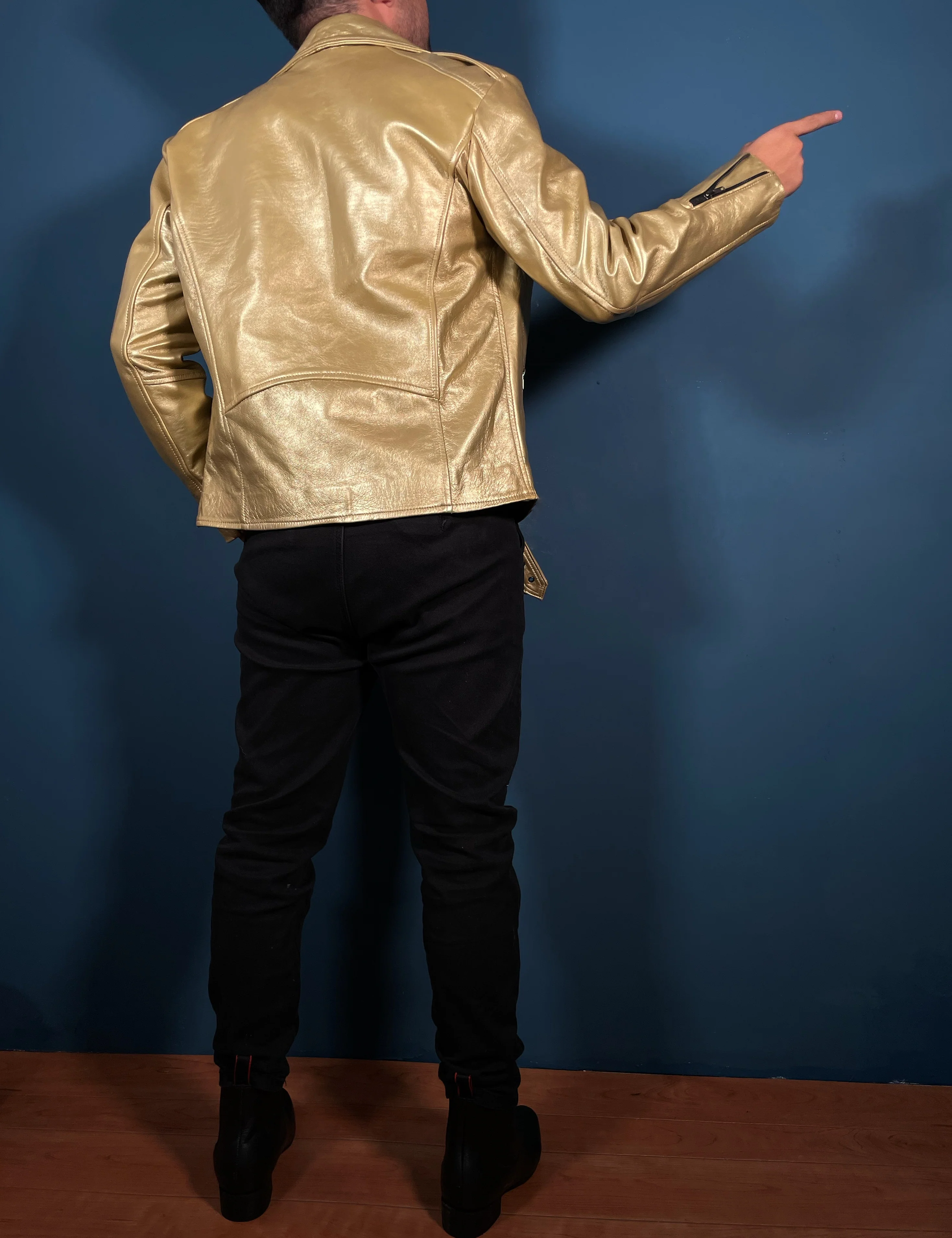 Biker no.1 golden - Image 3