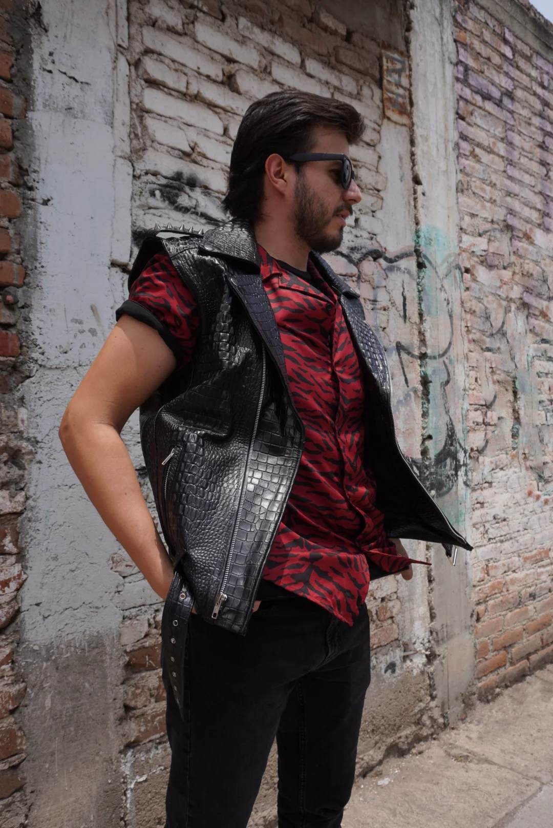 Biker no.1 vest coco black - Image 10