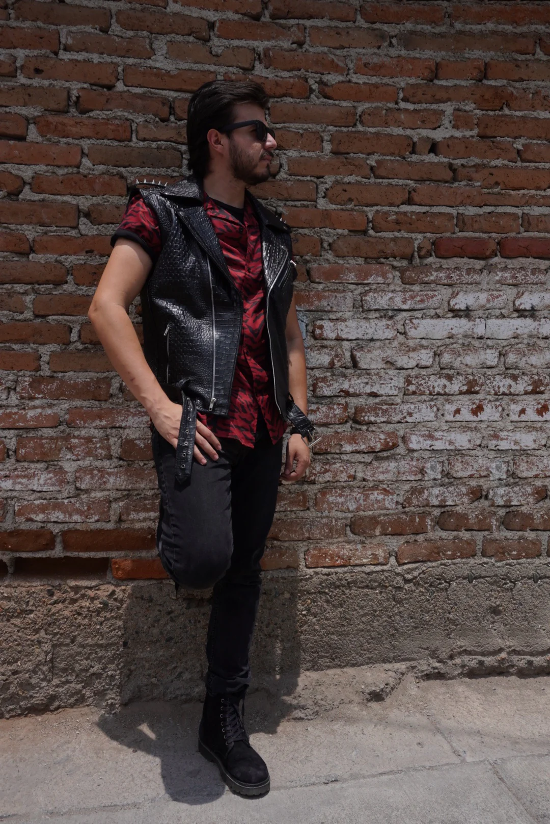 Biker no.1 vest coco black - Image 12