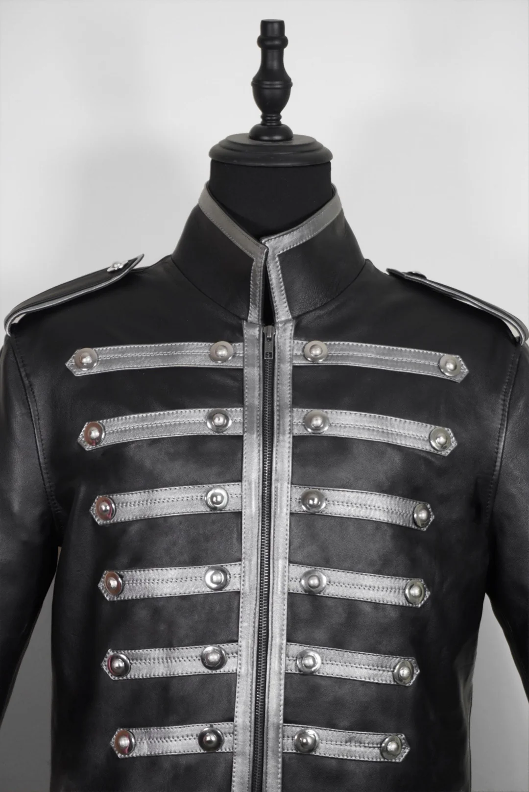 Black parade - Image 6
