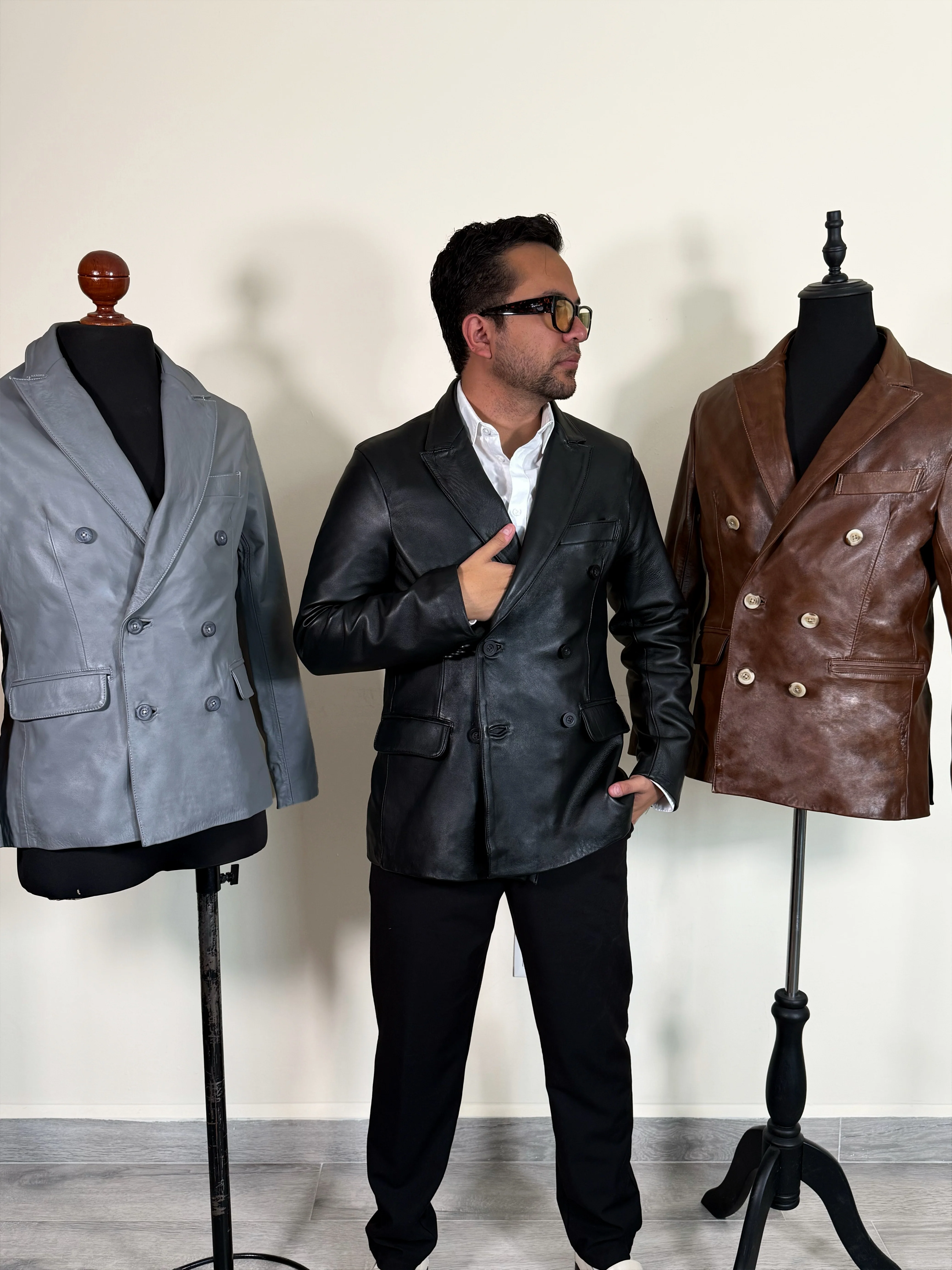 Blazer cruzado caramelo - Image 7