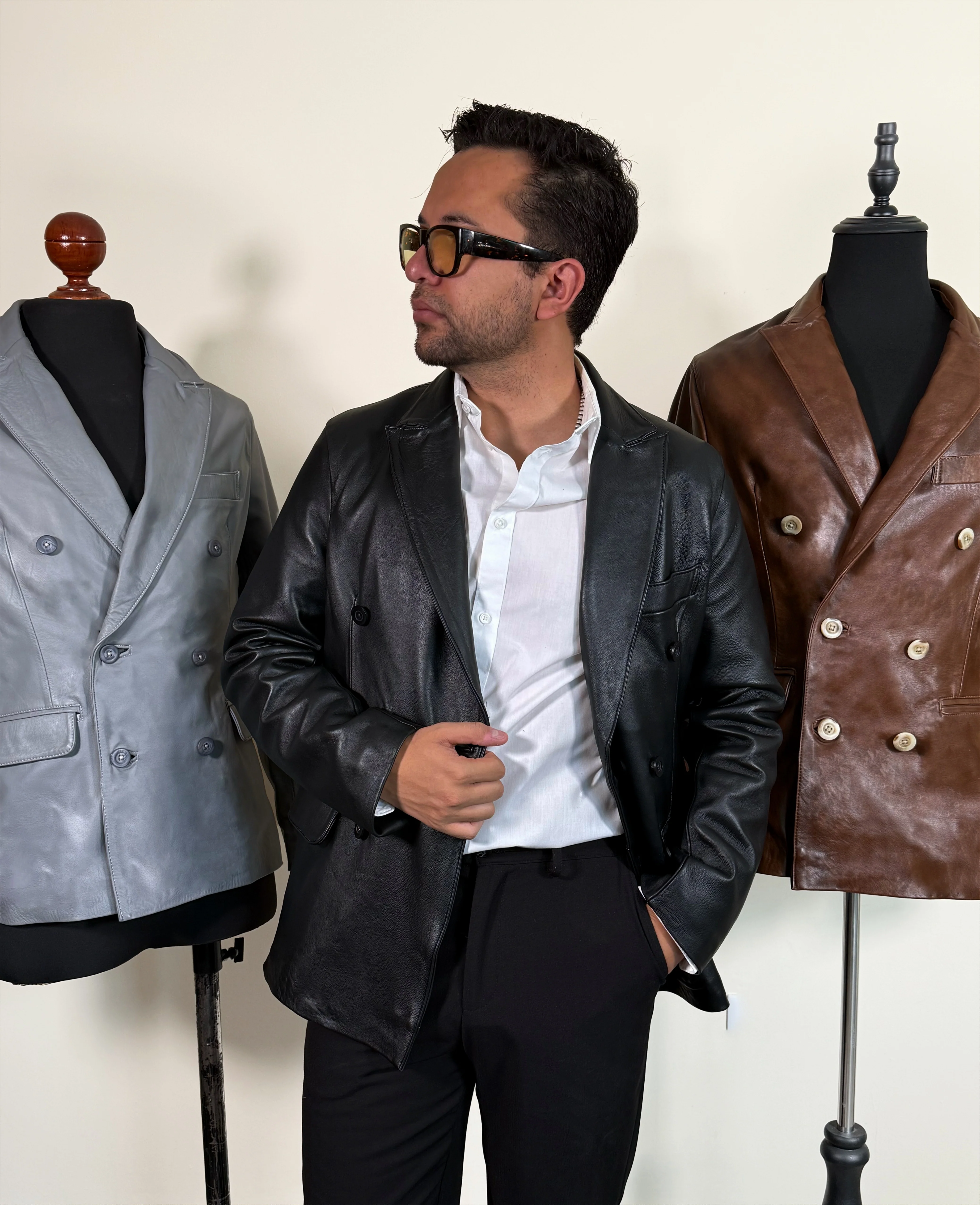 Blazer cruzado caramelo - Image 8