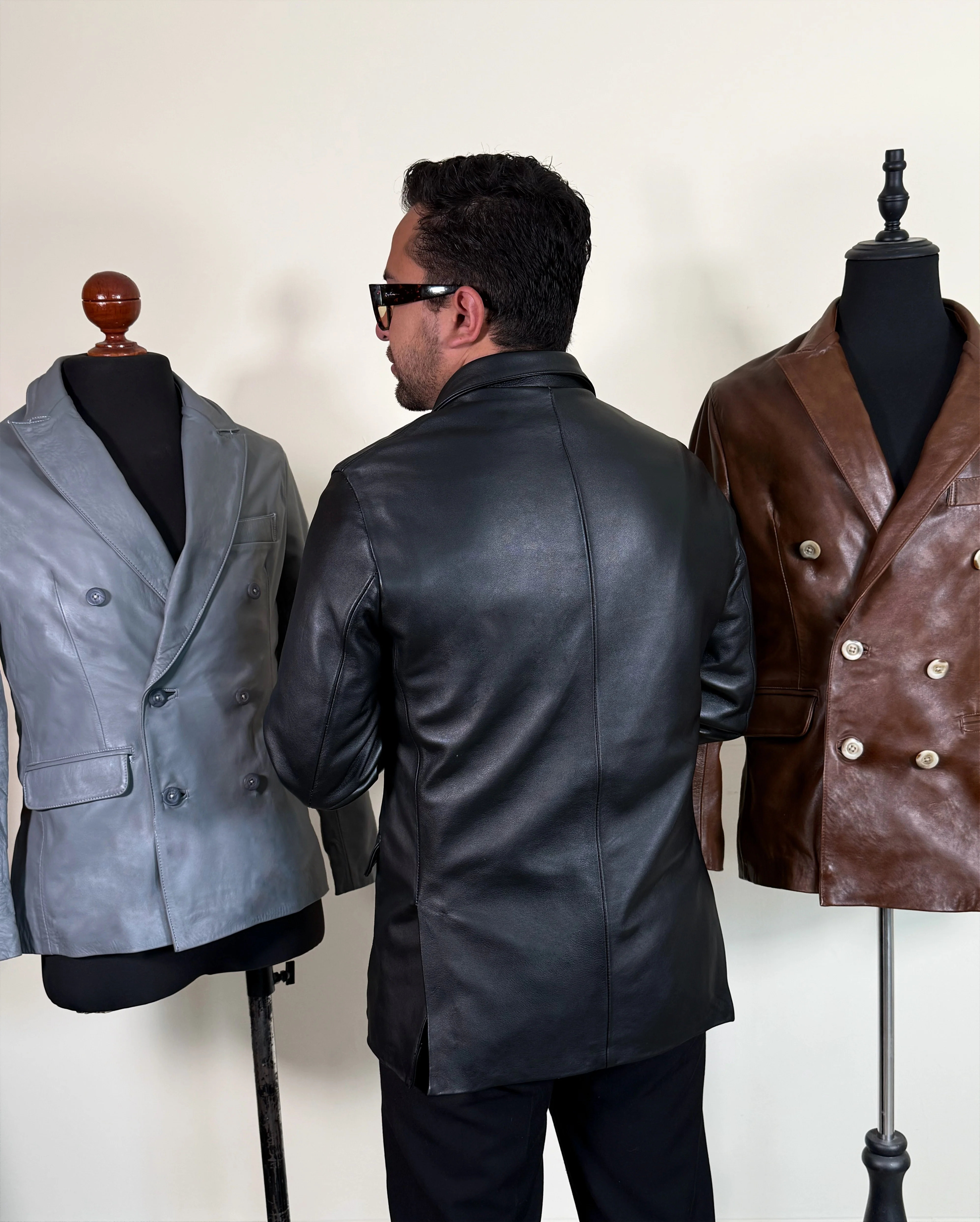 Blazer cruzado caramelo - Image 9