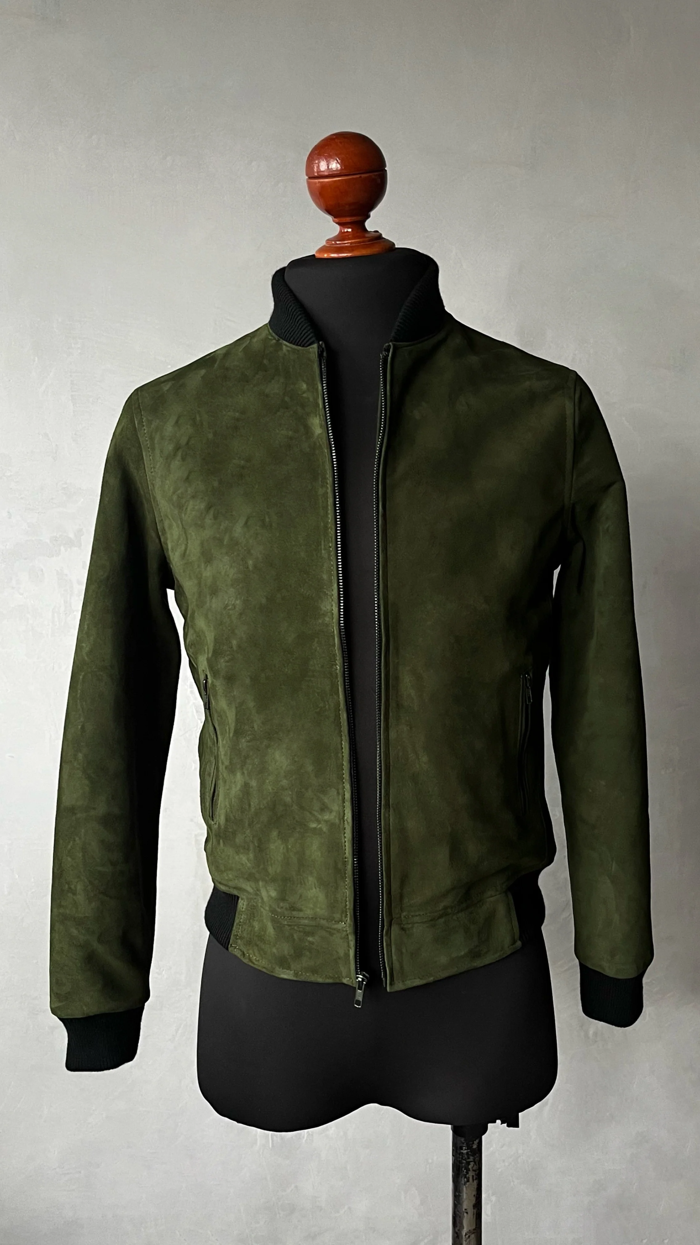 Bomber verde militar gamuza - Image 3