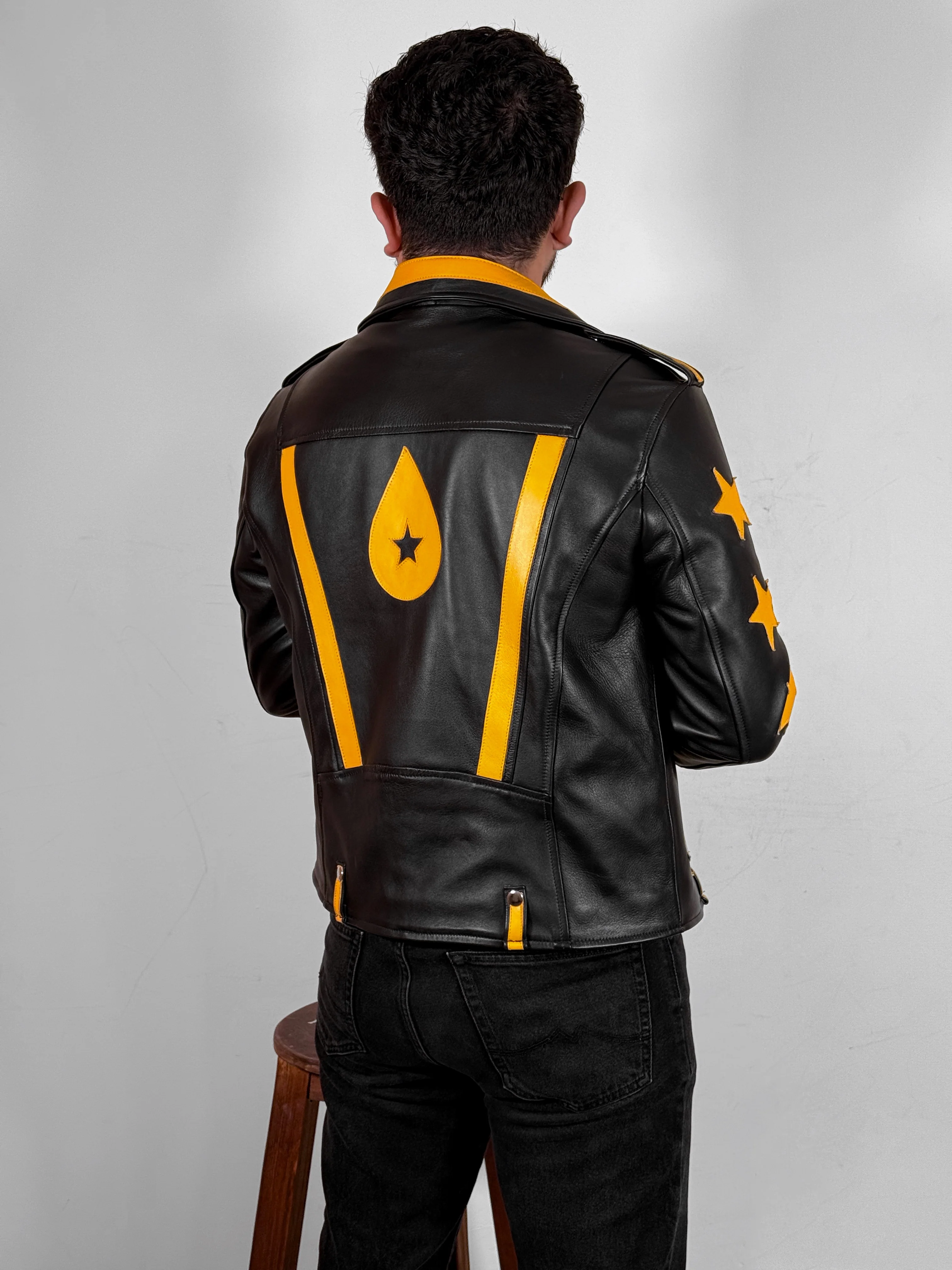 Conan gray black & yellow - Image 13