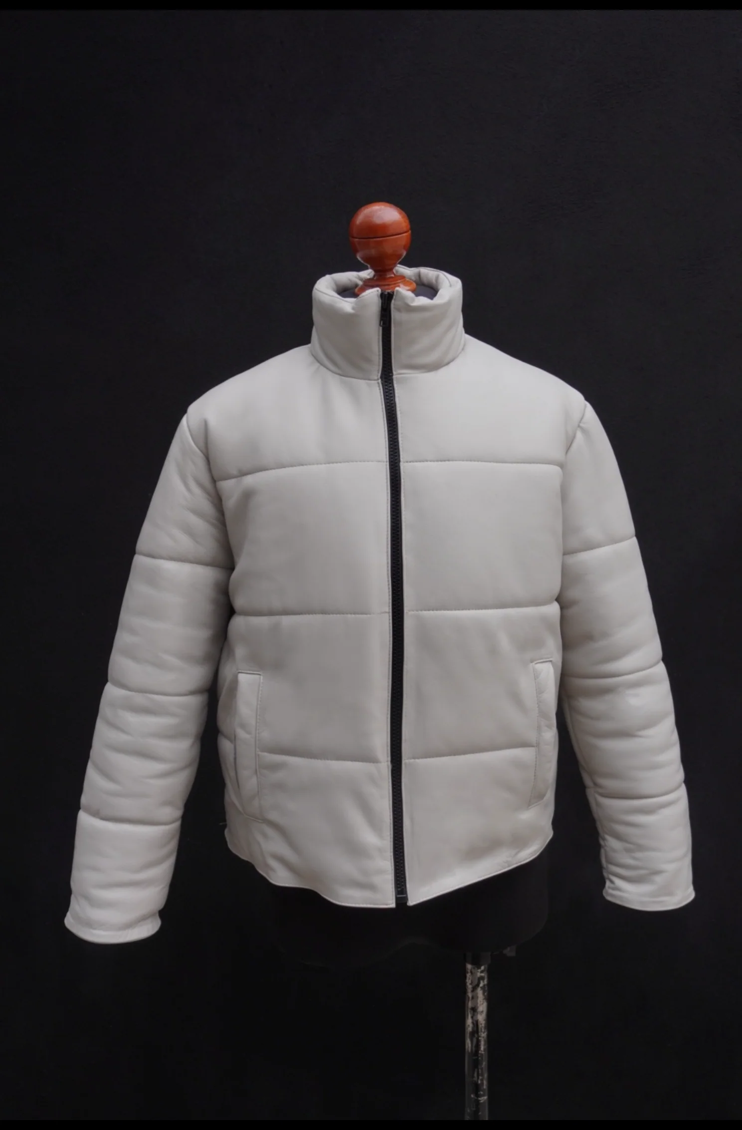 Fighter off white