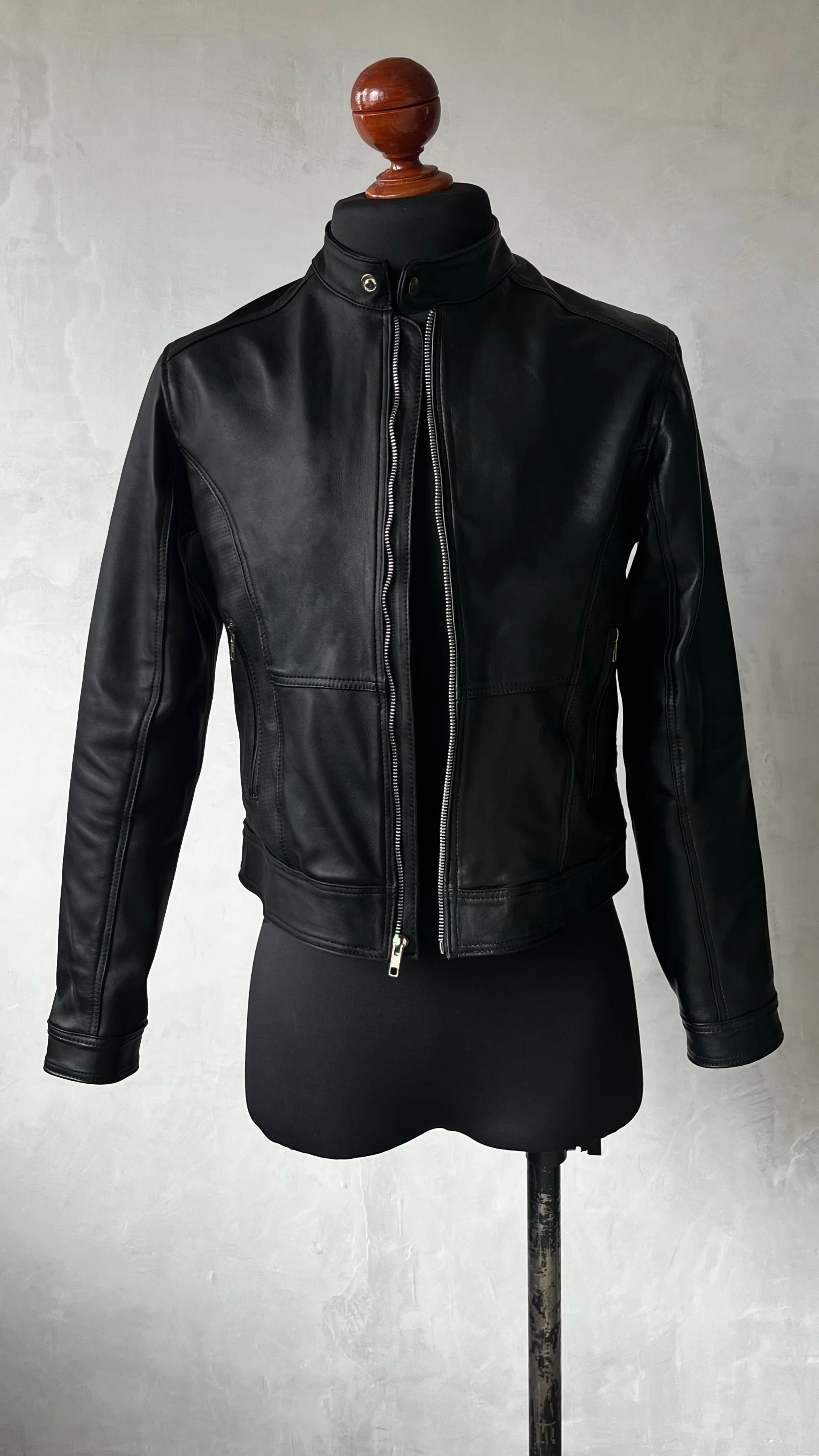 Lechuga Racer black - Image 3