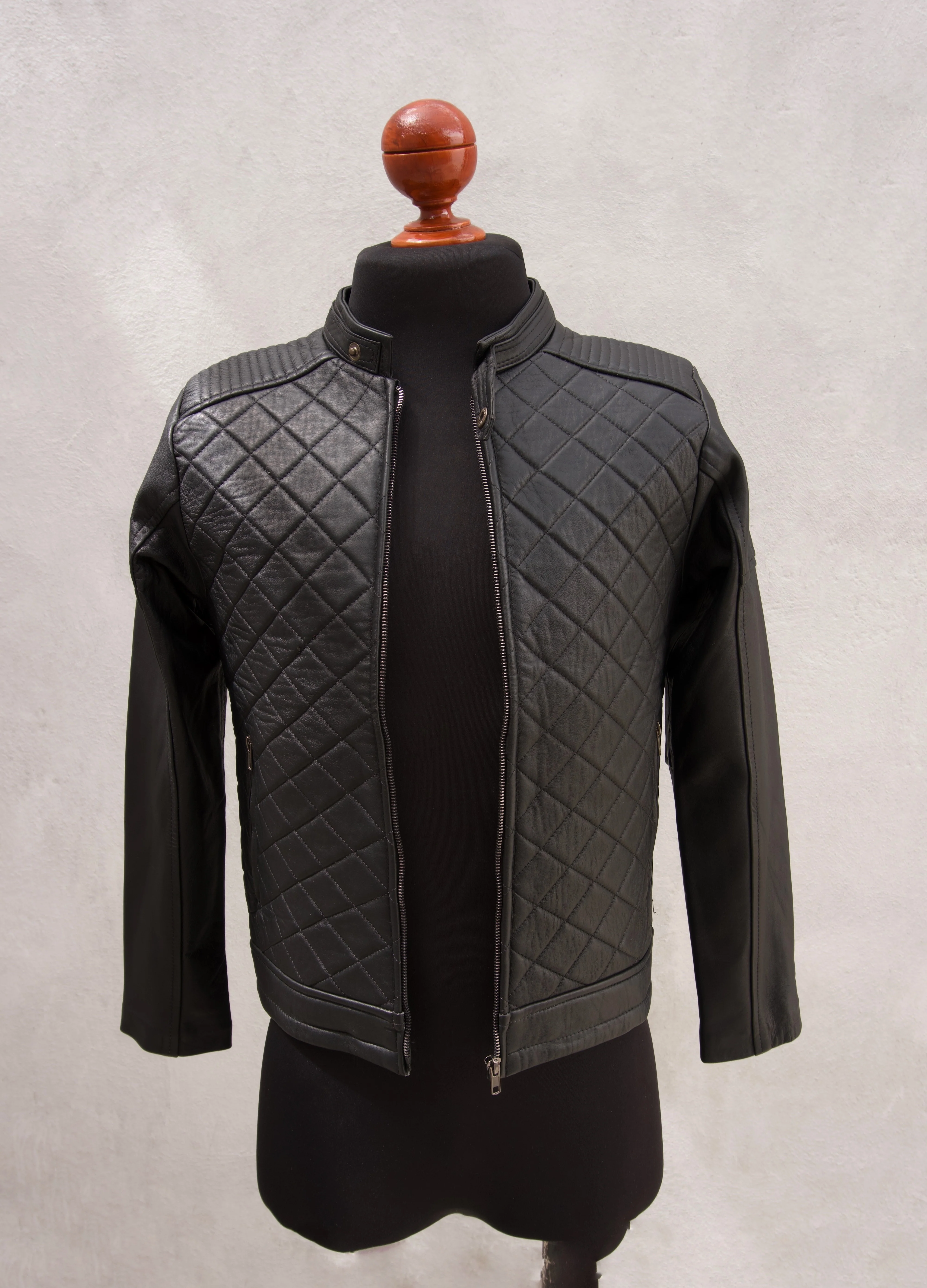 Rooster darkest black