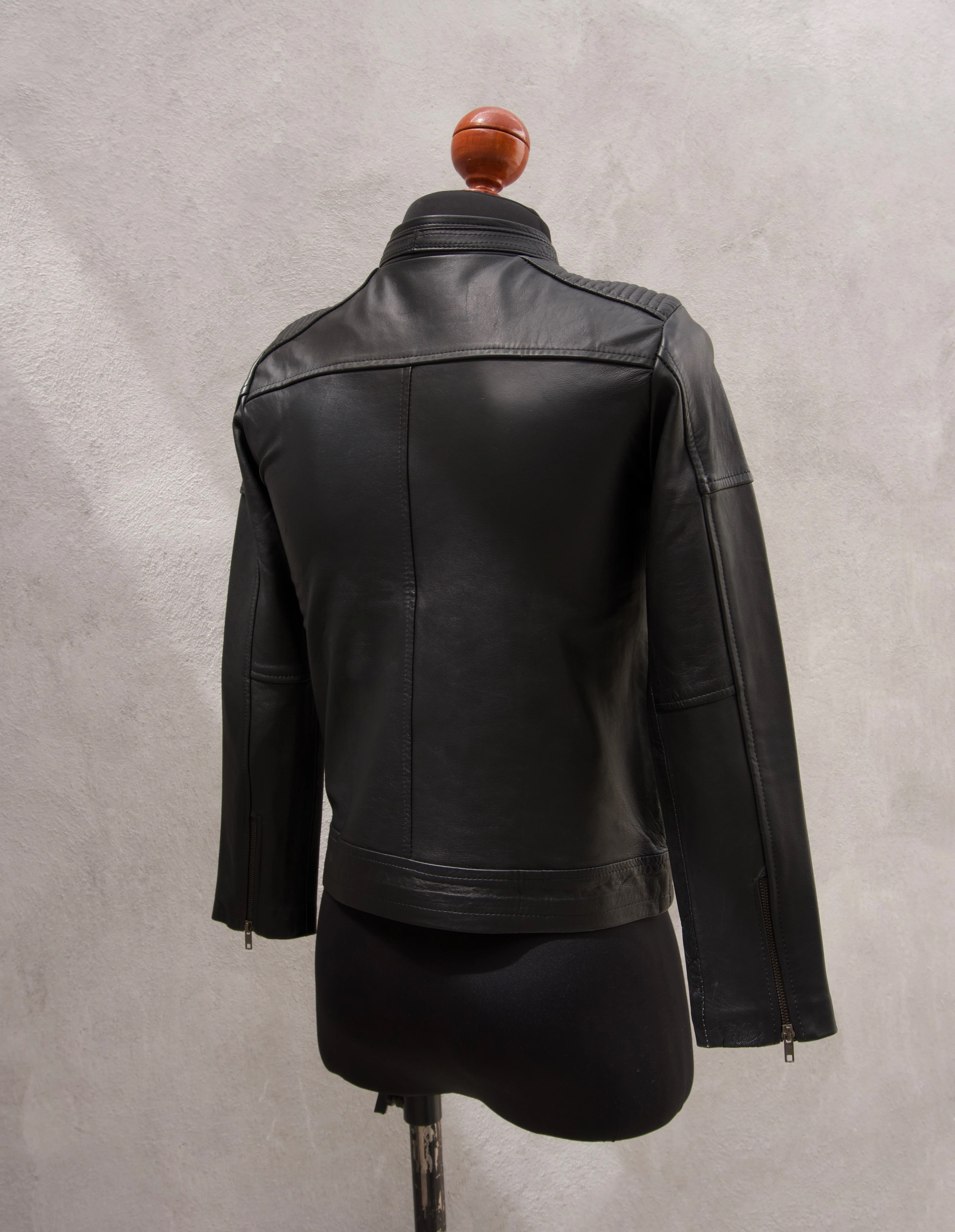 Rooster darkest black - Image 6