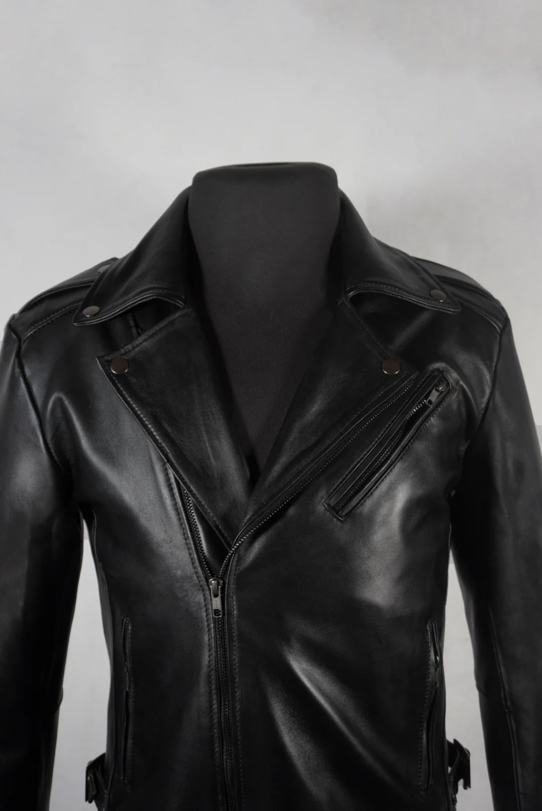 Biker no.1 lechuga black - Image 3