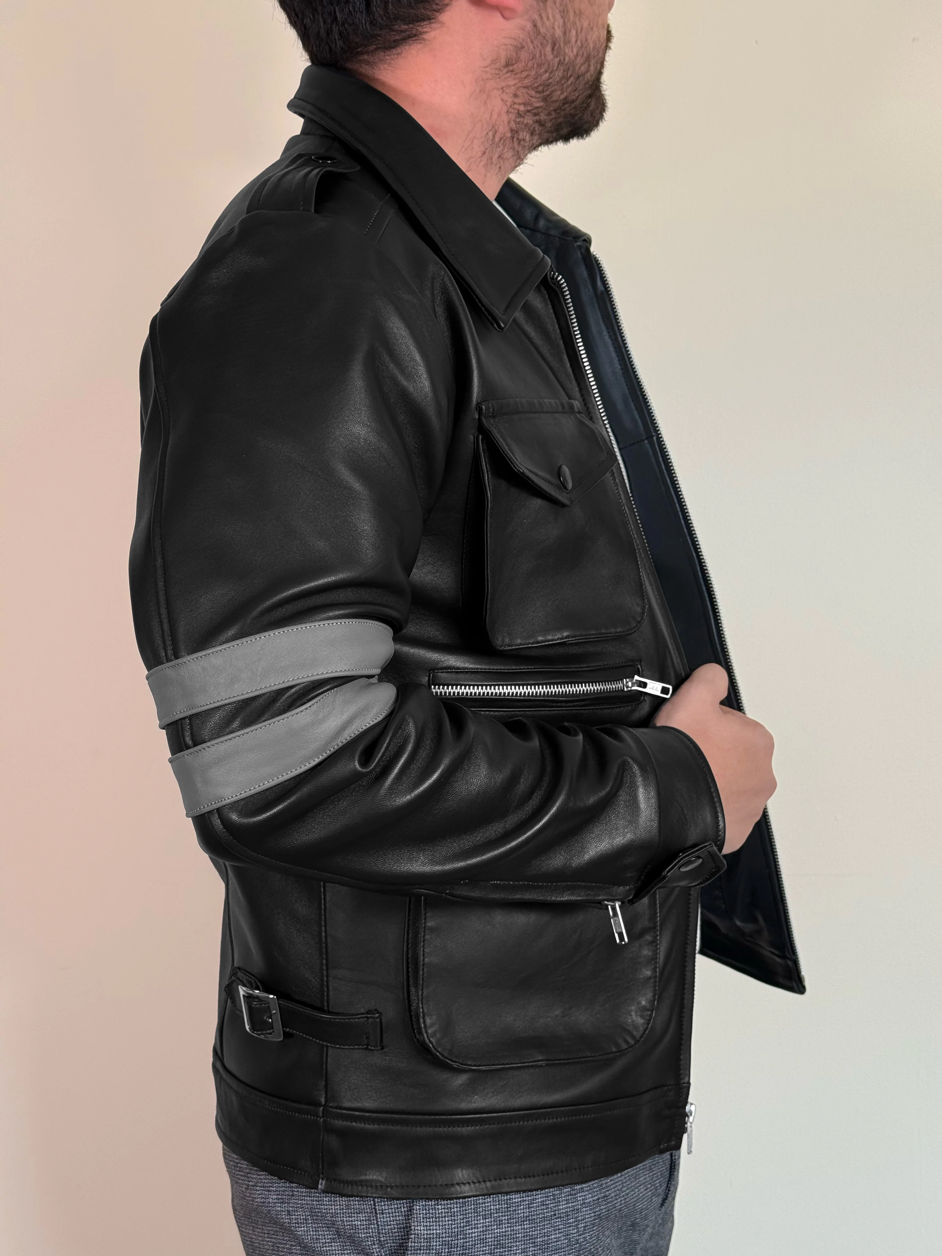 Leon s kennedy 6 black - Image 13