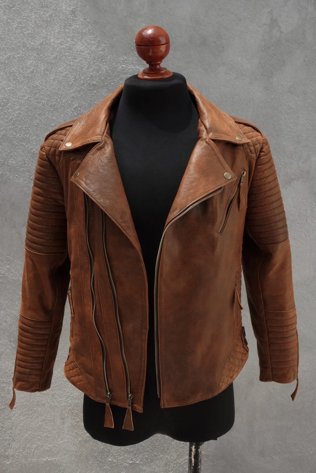 Biker no.10 oro viejo - Image 5