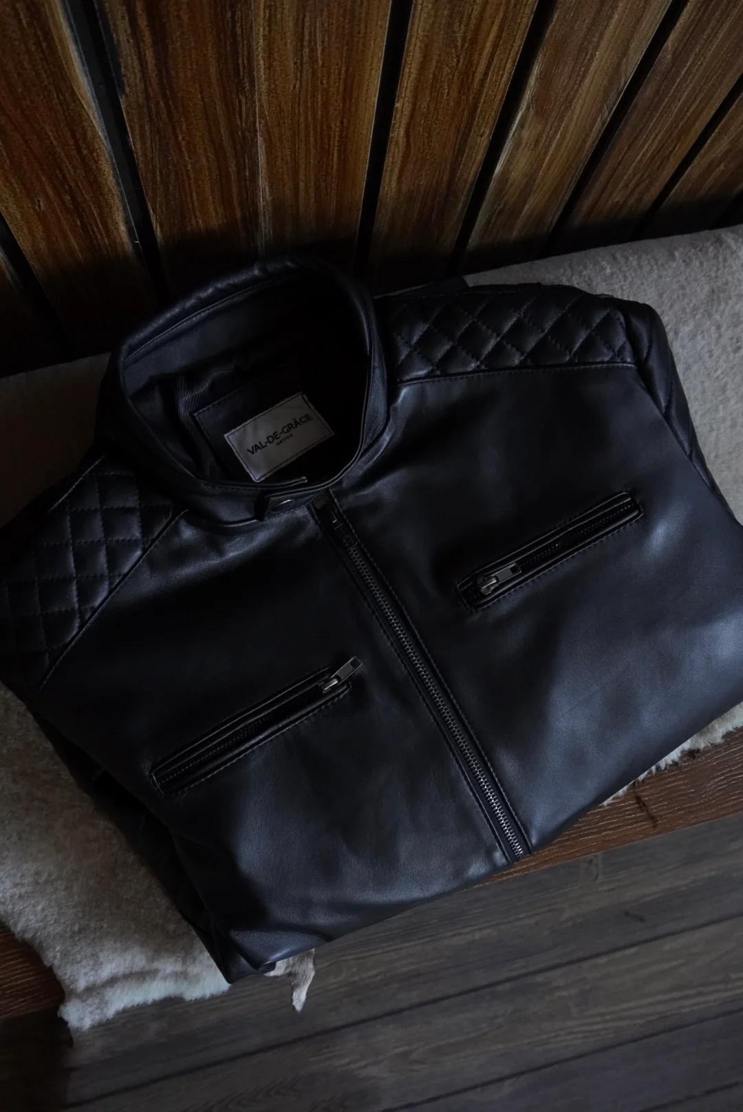 Hugo darkest black - Image 7