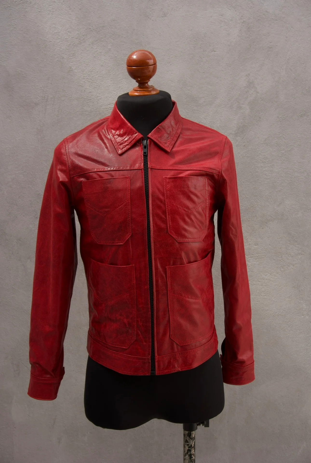 Tokio vintage red